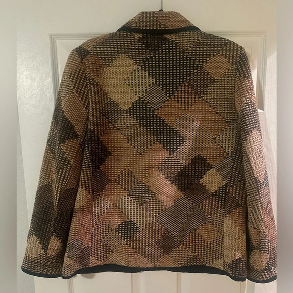 Vintage HOWARD WOLF Woven Tapestry Jacket Tan Brown
Horn Buttons NWOT. Size 12.‎ - Picture 9 of 11